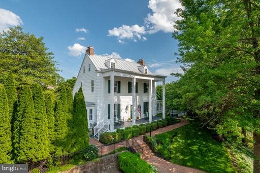 3430 Preservation Dr, Fairfax, VA 22031-4733, United States - Photo 1