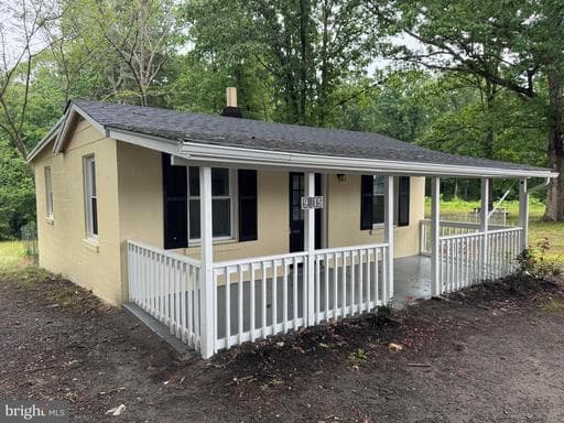 9015 LEGATO LANE - Photo 1