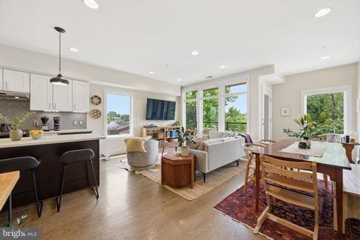 3815 14TH STREET 5 - Photo 1