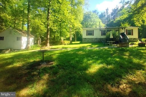 316 Coles Creek Ln, New Canton, VA 23123-2081, United States - Photo 1