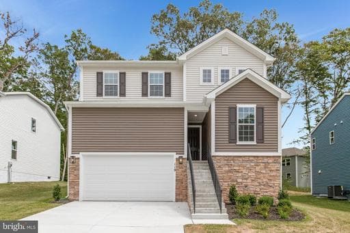 119 CATALPA DRIVE - Photo 1