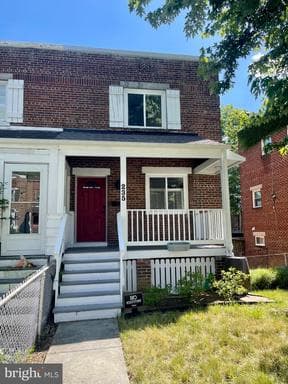 235 EVANS LANE - Photo 1