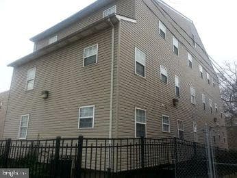 612 EASTERN AVENUE 104 - Photo 1