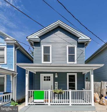317 FAIRVIEW AVENUE - Photo 1