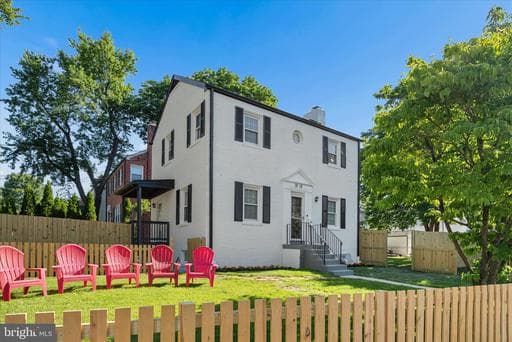 1515 DENNIS AVENUE