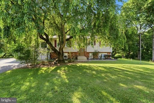 9330 BOYDS TURN ROAD - Photo 1