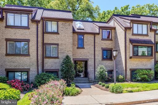 1643 PARKCREST CIRCLE 7C/201