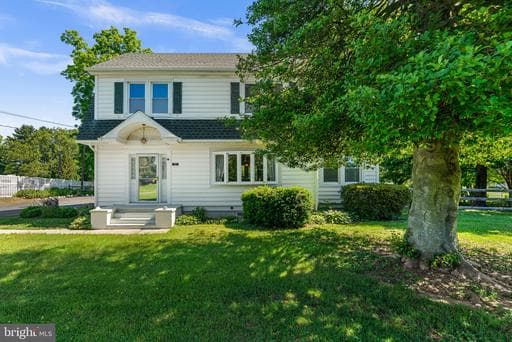 312 FORDS LANE - Photo 1