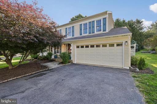 16013 MILLS ORCHARD DRIVE - Photo 1