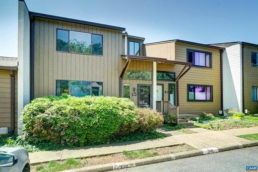 239 HARVEST DR,CHARLOTTESVILLE,VA,22903,ALBEMARLE