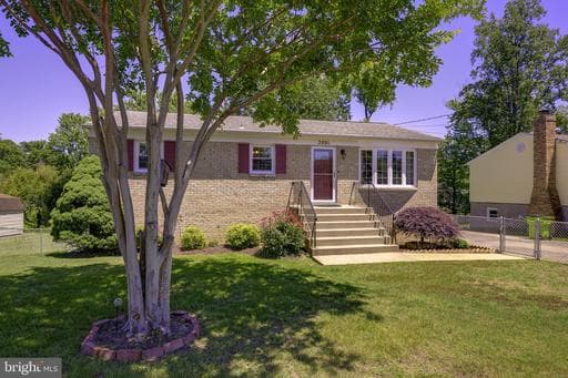 3891 DOMINION DRIVE - Photo 1