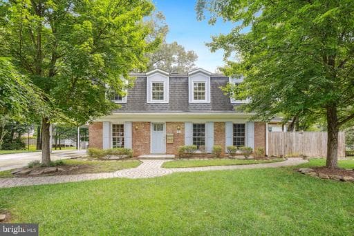 5 Wild Olive Ct, Potomac, MD 20854-3432, United States - Photo 1