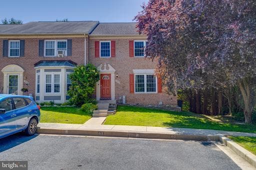 1301 LITTLEFIELD PLACE - Photo 1