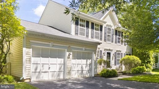 17303 Bighorn Ct, Round Hill, VA 20141-2468, United States - Photo 1
