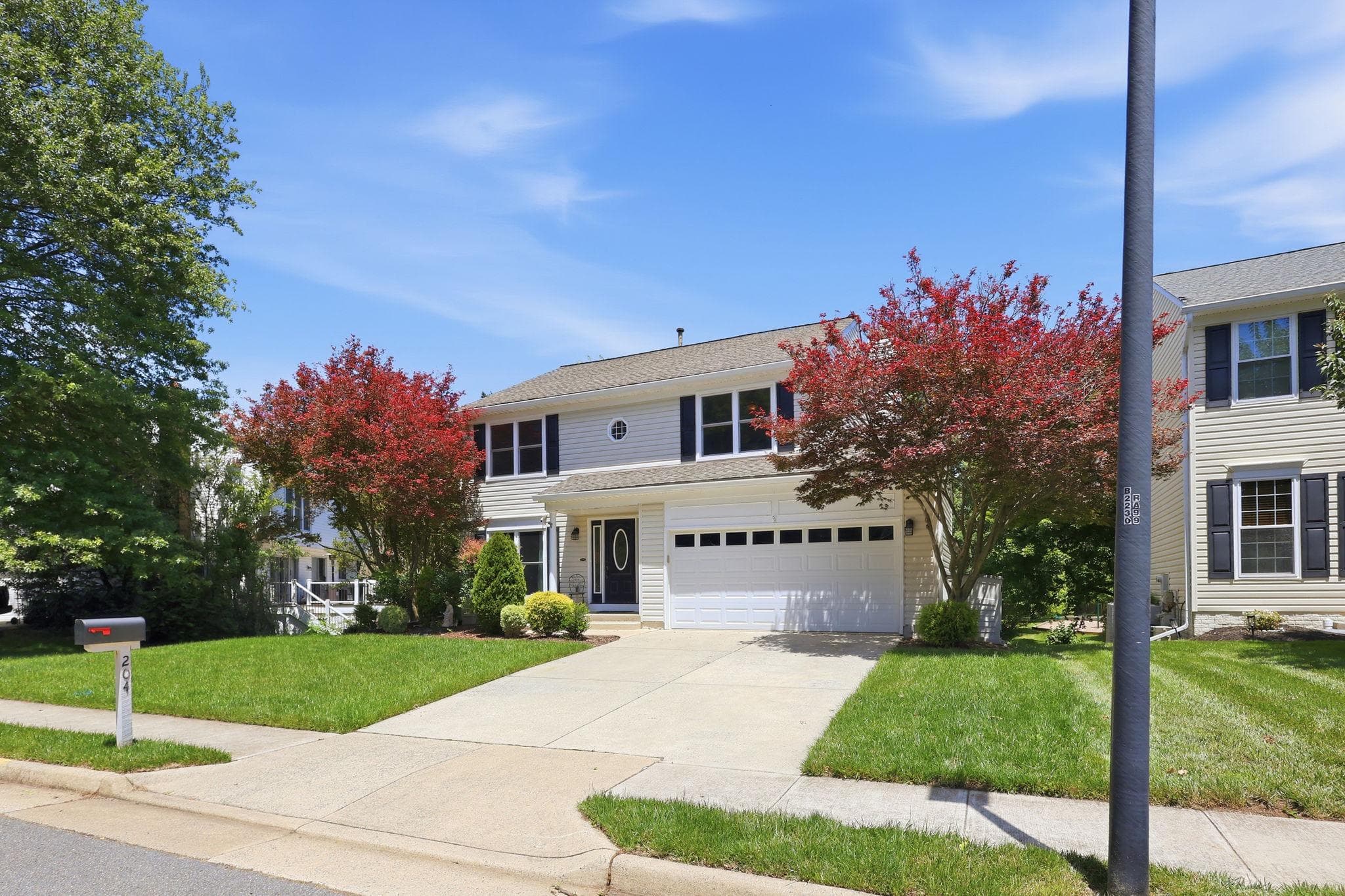 204 Grafton Way NE, Leesburg, VA 20176-4925, United States
