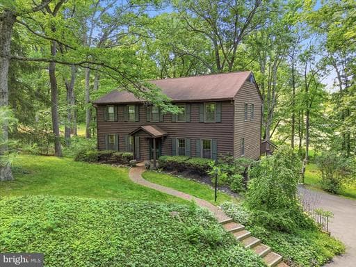314 GREENFIELD AVENUE - Photo 1