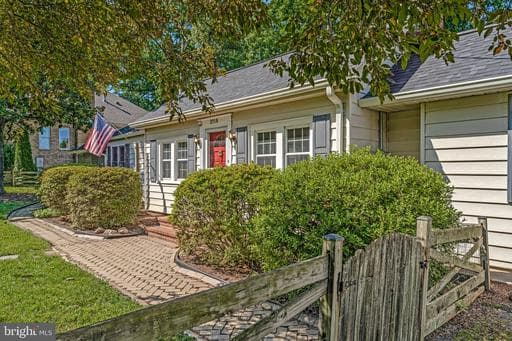 2718 PIONEER LANE - Photo 1