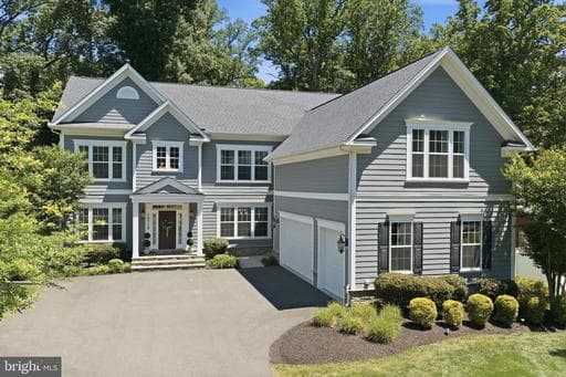 10718 Spruce St, Fairfax, VA 22030-2829, United States - Photo 1