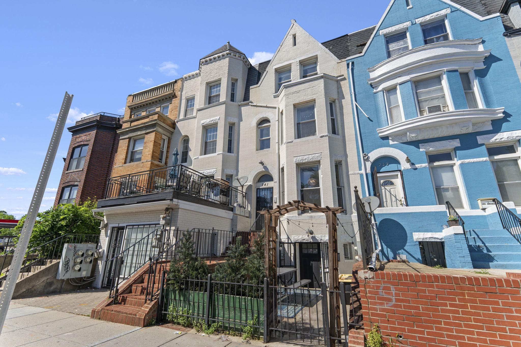 241 Florida Ave NW, Washington, DC 20001-1868, United States - Photo 1