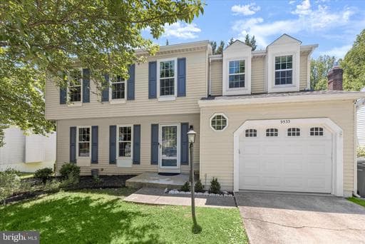 9533 RED APPLE LANE - Photo 1