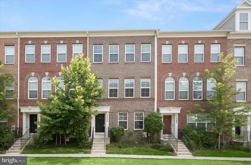 7204 BARRBERRY LANE - Photo 1