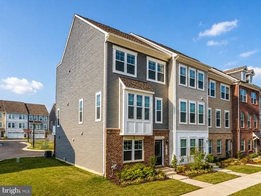24190 Kilbride Ter, Sterling, VA 20166-2792, United States - Photo 1