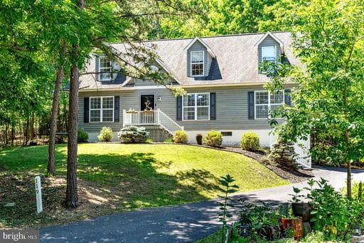 119 BURNERS CIRCLE - Photo 1