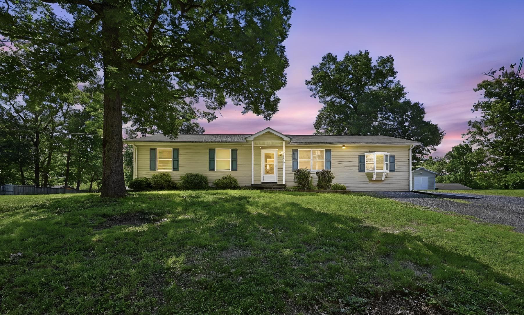686 Rollason Dr, Front Royal, VA 22630-9372, United States - Photo 1