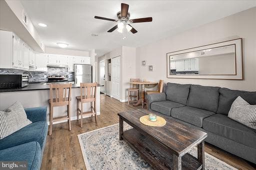 12300 JAMAICA AVENUE 207