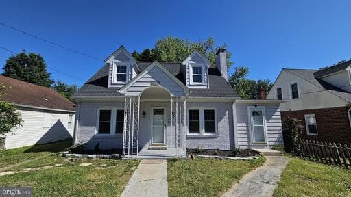 1420 JOHN MARSHALL HIGHWAY