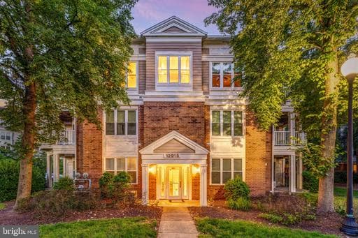 12915 ALTON SQUARE 306 - Photo 1