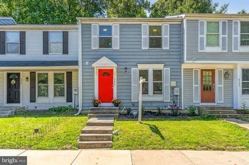 8204 WELLINGTON PLACE - Photo 1