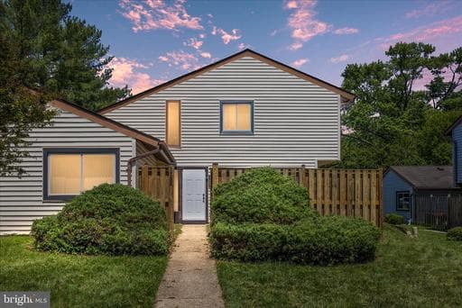 1729 ABERDEEN COURT - Photo 1