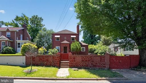 5201 VARNUM STREET - Photo 1
