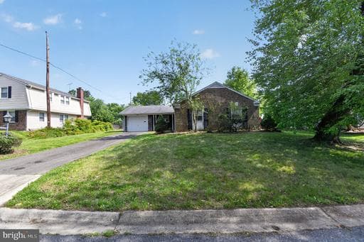16109 POND MEADOW LANE