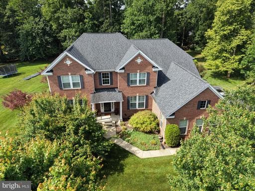 8025 SIDE HILL DRIVE - Photo 1
