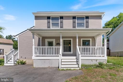8305 CIRCLE DRIVE - Photo 1