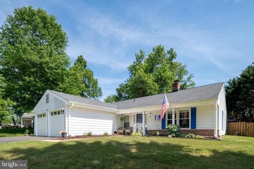 15013 NARROWS LANE