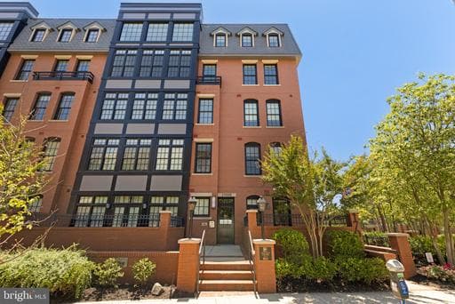 1700 Clarendon Blvd, Arlington, VA 22209-2716, United States