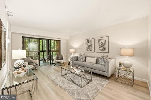 15100 INTERLACHEN DRIVE 4-206