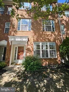2334 Huntington Station Ct, Alexandria, VA 22303-1416, United States