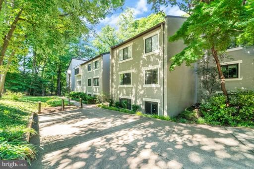 11743 LEDURA COURT 104 - Photo 1