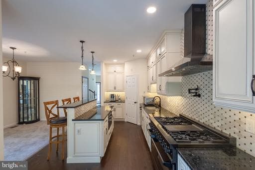 1930 WALTMAN ROAD - Photo 1