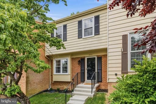 9963 LONGFORD COURT - Photo 1