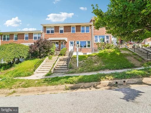 1108 W 43RD STREET - Photo 1