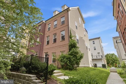 169 Kandinsky Loop, Silver Spring, MD 20906, United States