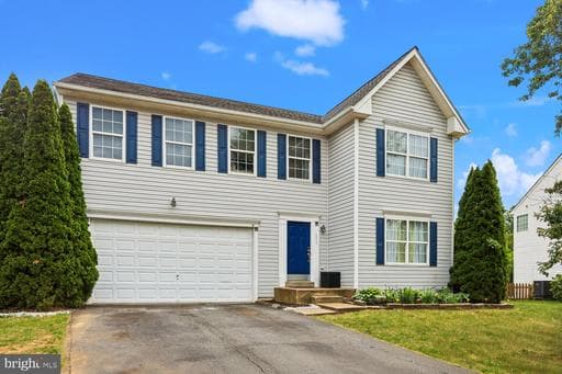 859 WOODCREST LOOP - Photo 1