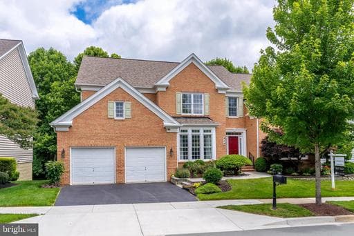 414 LONG TRAIL TERRACE - Photo 1