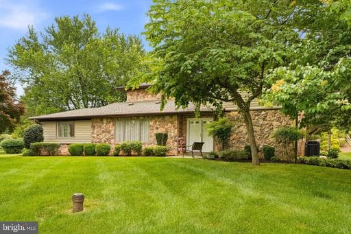 13164 HOLLY LOCH LANE - Photo 1