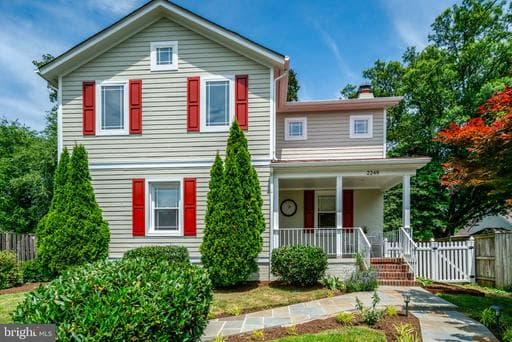 2249 N WAKEFIELD STREET - Photo 1